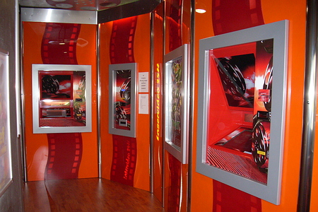 allestimento per videoteca automatizzata